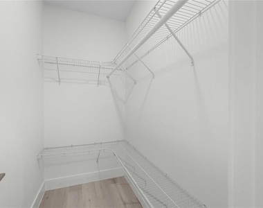 2203 N Boulevard - Photo Thumbnail 36