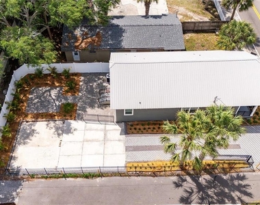 2203 N Boulevard - Photo Thumbnail 46