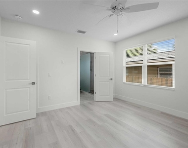 2203 N Boulevard - Photo Thumbnail 31