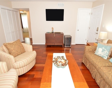 213 Seahorse Drive Se - Photo Thumbnail 18