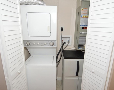 213 Seahorse Drive Se - Photo Thumbnail 21