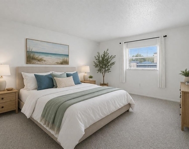 350 79th Avenue N - Photo Thumbnail 9