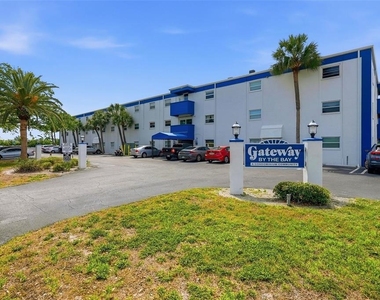350 79th Avenue N - Photo Thumbnail 24