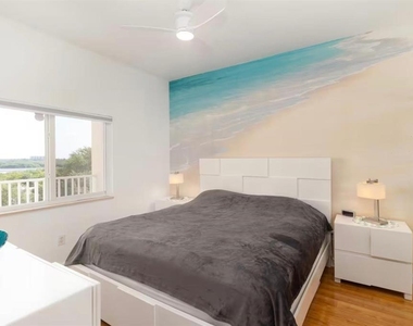 8800 Bay Pines Boulevard - Photo Thumbnail 17