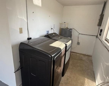 7808 Talisman Drive - Photo Thumbnail 19