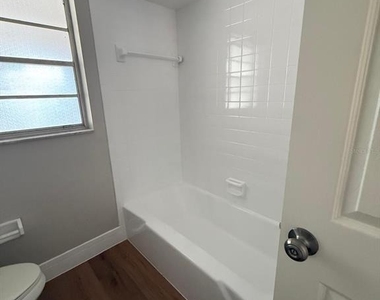 7808 Talisman Drive - Photo Thumbnail 12