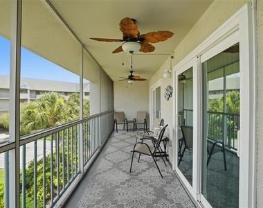 5557 Sea Forest Drive - Photo Thumbnail 23