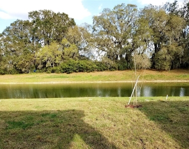 4923 Rolling Green Drive - Photo Thumbnail 2
