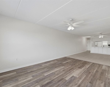 12760 Indian Rocks Road - Photo Thumbnail 24
