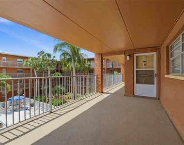 12760 Indian Rocks Road - Photo Thumbnail 17