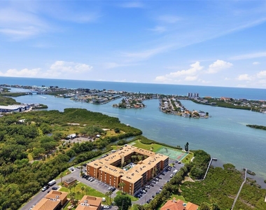12760 Indian Rocks Road - Photo Thumbnail 11