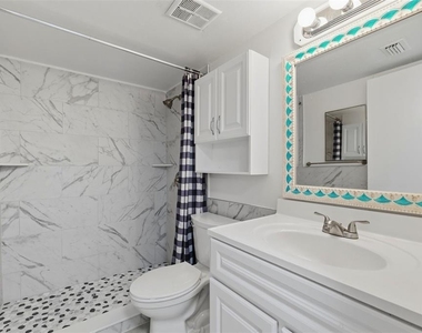 12760 Indian Rocks Road - Photo Thumbnail 25