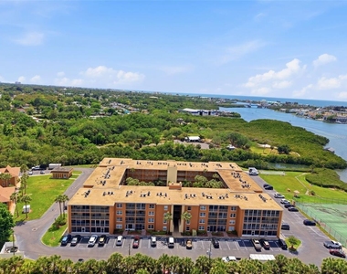 12760 Indian Rocks Road - Photo Thumbnail 2