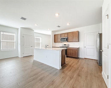35541 Kinsey Point - Photo Thumbnail 16
