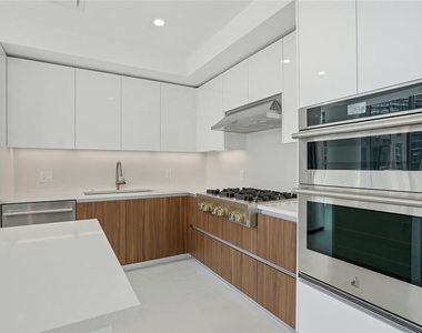 400 Central Avenue - Photo Thumbnail 3