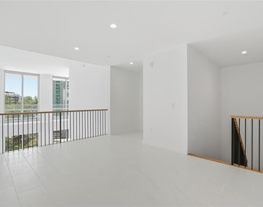 400 Central Avenue - Photo Thumbnail 20