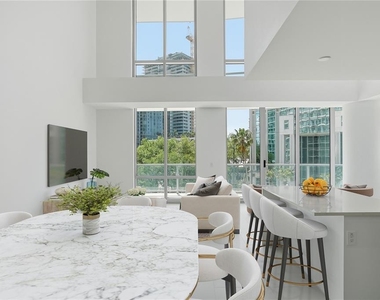 400 Central Avenue - Photo Thumbnail 2