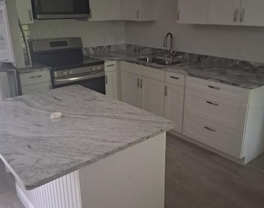 7320 Balboa Drive - Photo Thumbnail 6