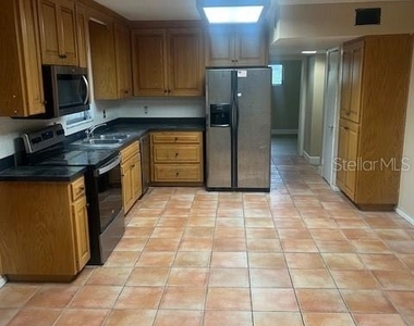 16406 Lake Byrd Drive - Photo Thumbnail 4