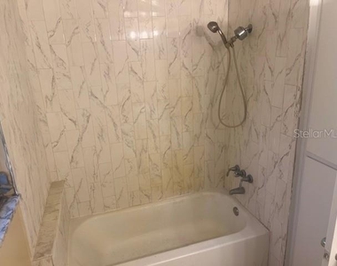 16406 Lake Byrd Drive - Photo Thumbnail 8