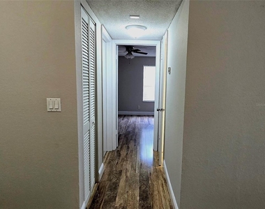 4630 Commander Drive - Photo Thumbnail 8