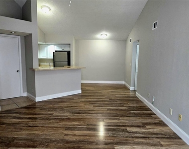 4630 Commander Drive - Photo Thumbnail 3