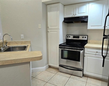 4630 Commander Drive - Photo Thumbnail 2