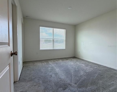 1556 Mirabella Circle - Photo Thumbnail 35