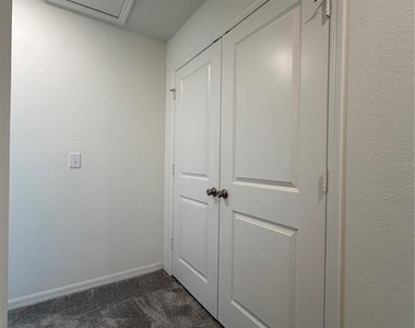 1556 Mirabella Circle - Photo Thumbnail 31