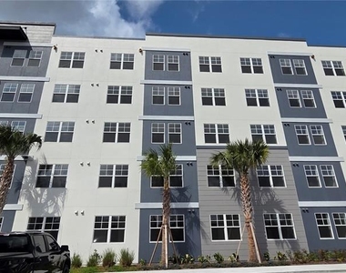 5579 Millenia Park Blvd - Photo Thumbnail 3