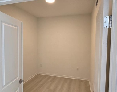 5579 Millenia Park Blvd - Photo Thumbnail 10