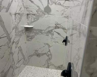 1207 Crawford Avenue - Photo Thumbnail 9