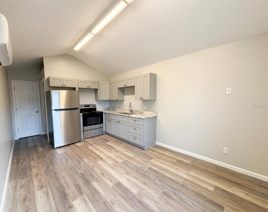 115 Avenue F Sw - Photo Thumbnail 4