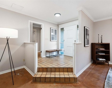 8120 Nw 48th Lane - Photo Thumbnail 6
