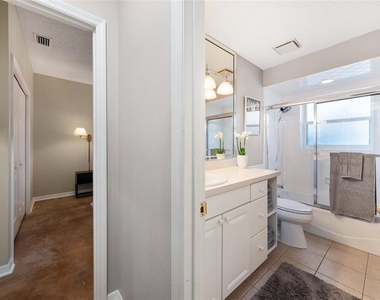 8120 Nw 48th Lane - Photo Thumbnail 44
