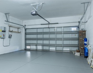 519 Cadiz Drive - Photo Thumbnail 8