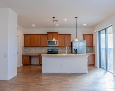 519 Cadiz Drive - Photo Thumbnail 5