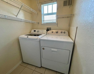 2212 Grand Cayman Court - Photo Thumbnail 10