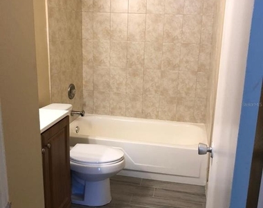 1830 Maravilla Avenue - Photo Thumbnail 8