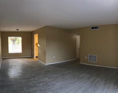 1830 Maravilla Avenue - Photo Thumbnail 7