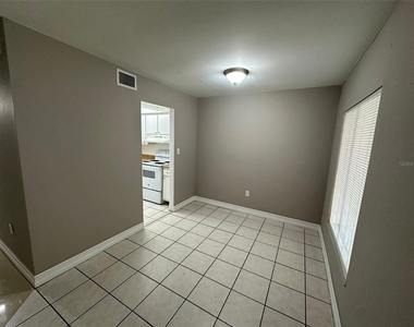 1830 Maravilla Avenue - Photo Thumbnail 3
