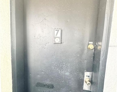 704 Cordova Drive - Photo Thumbnail 2