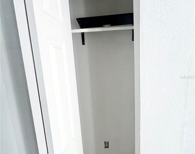 704 Cordova Drive - Photo Thumbnail 17