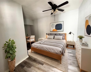 704 Cordova Drive - Photo Thumbnail 11