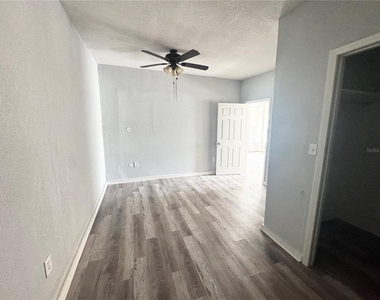 704 Cordova Drive - Photo Thumbnail 13