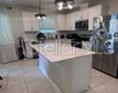 2092 Cross Prairie Parkway - Photo Thumbnail 1