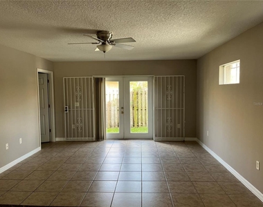 4960 Warrior Lane - Photo Thumbnail 5
