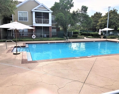 13015 Plantation Park Circle - Photo Thumbnail 11