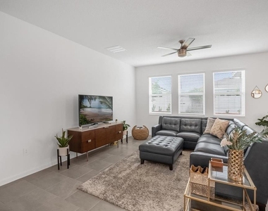 1820 Church Lake Street - Photo Thumbnail 7