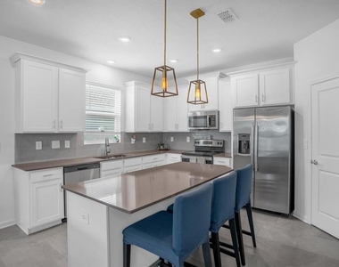 1820 Church Lake Street - Photo Thumbnail 6